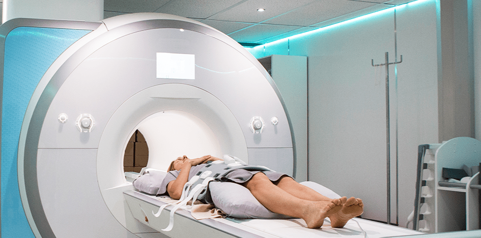 Paciente é esquecida em máquina de ressonância magnética