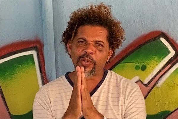 Givaldo Souza, morador de rua espancado por personal, é convidado para ser deputado