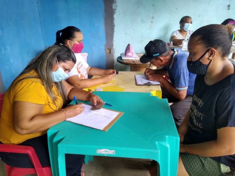 Prefeitura leva serviços sociais aos moradores de Ponta do Ramo e Castelo Novo