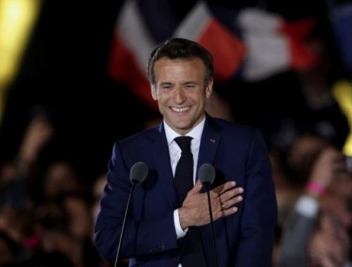 Emmanuel Macron é reeleito presidente da França