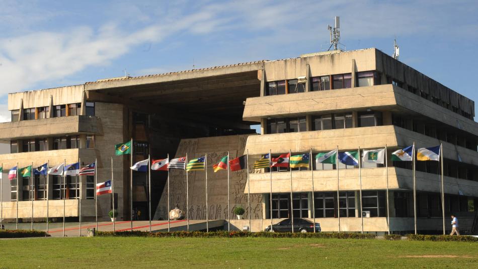 Professores da rede estadual tem reajuste salarial aprovado pela Alba