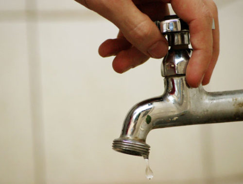 Abastecimento de água é suspenso no Centro e na zona sul de Ilhéus