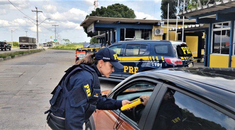 PRF reforça fiscalização nas rodovias durante o feriado de Tiradentes