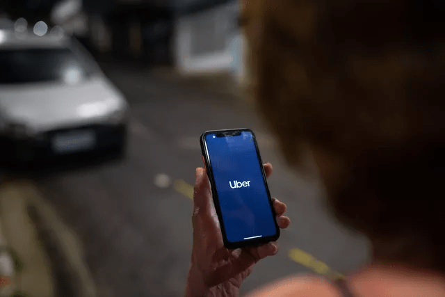 Uber faz mudanças no aplicativo para aumentar segurança