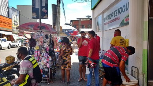 Itabuna vai reorganizar vendedores ambulantes no centro da cidade