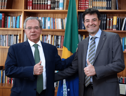 Novo ministro de Minas e Energia pede estudos para privatizar a Petrobras