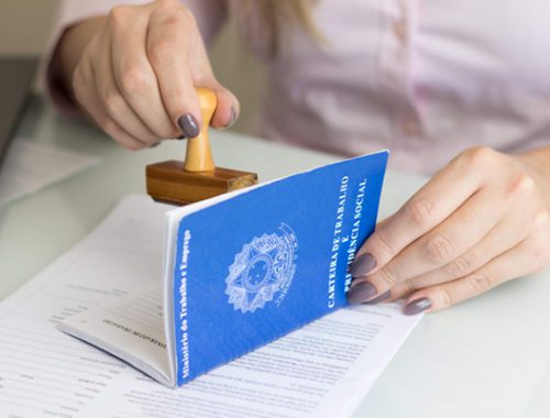 Empresas oferecem 120 vagas de emprego em Ilhéus e Itabuna nesta quarta-feira