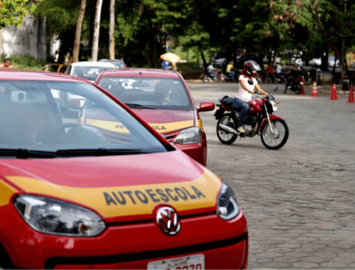 Autoescola pode deixar de ser obrigatória para tirar a CNH