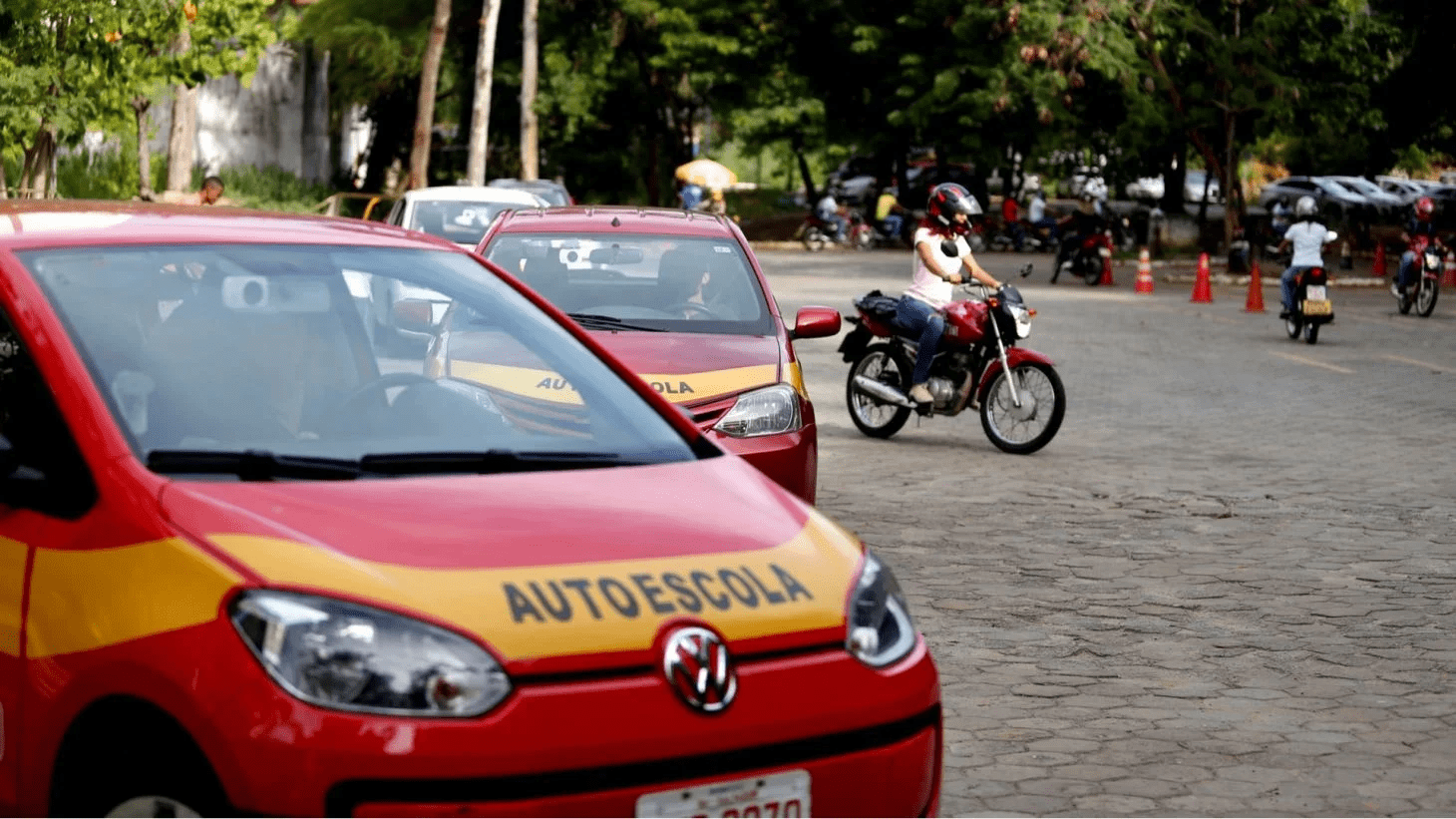 Autoescola pode deixar de ser obrigatória para tirar a CNH