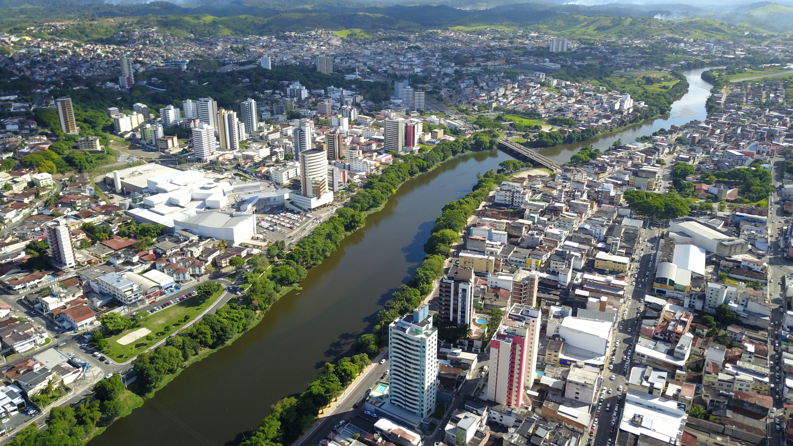 Advogada é presa após furtar loja em Itabuna; mulher vestia peça furtada em outro dia