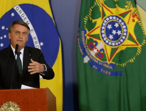 Bolsonaro confirma aumento do Auxílio Brasil para R$ 600