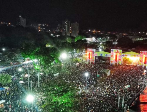 Em plena quinta-feira, primeiro dia do ItaPedro reúne mais de 60 mil pessoas na Arena 'Zé Cachoeira'